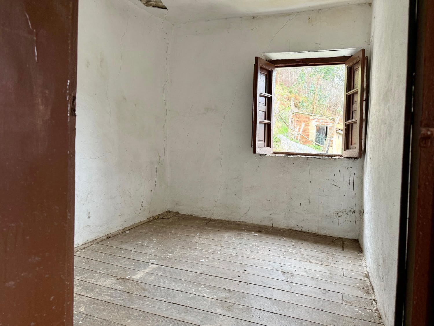 4 soveværelse Finca/Landehus til salg i Mieres med garage - € 29.900 (Ref: 9543101)