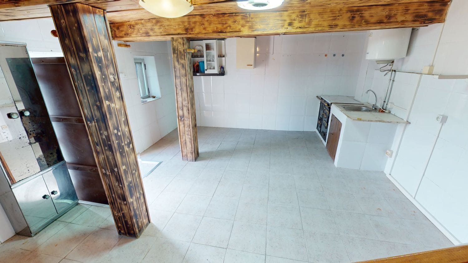 4 soveværelse Finca/Landehus til salg i Mieres med garage - € 29.900 (Ref: 9543101)