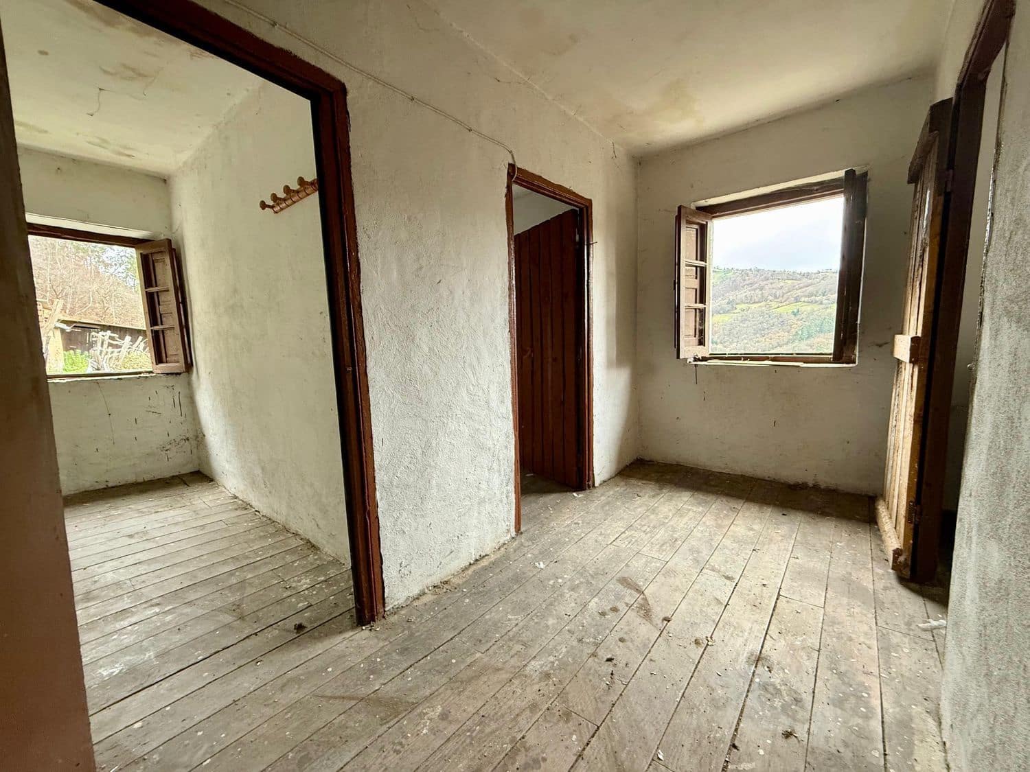 4 soveværelse Finca/Landehus til salg i Mieres med garage - € 29.900 (Ref: 9543101)