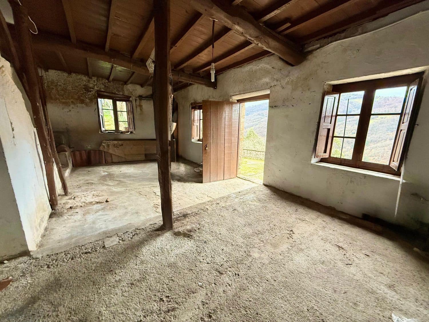 4 soveværelse Finca/Landehus til salg i Mieres med garage - € 29.900 (Ref: 9543101)
