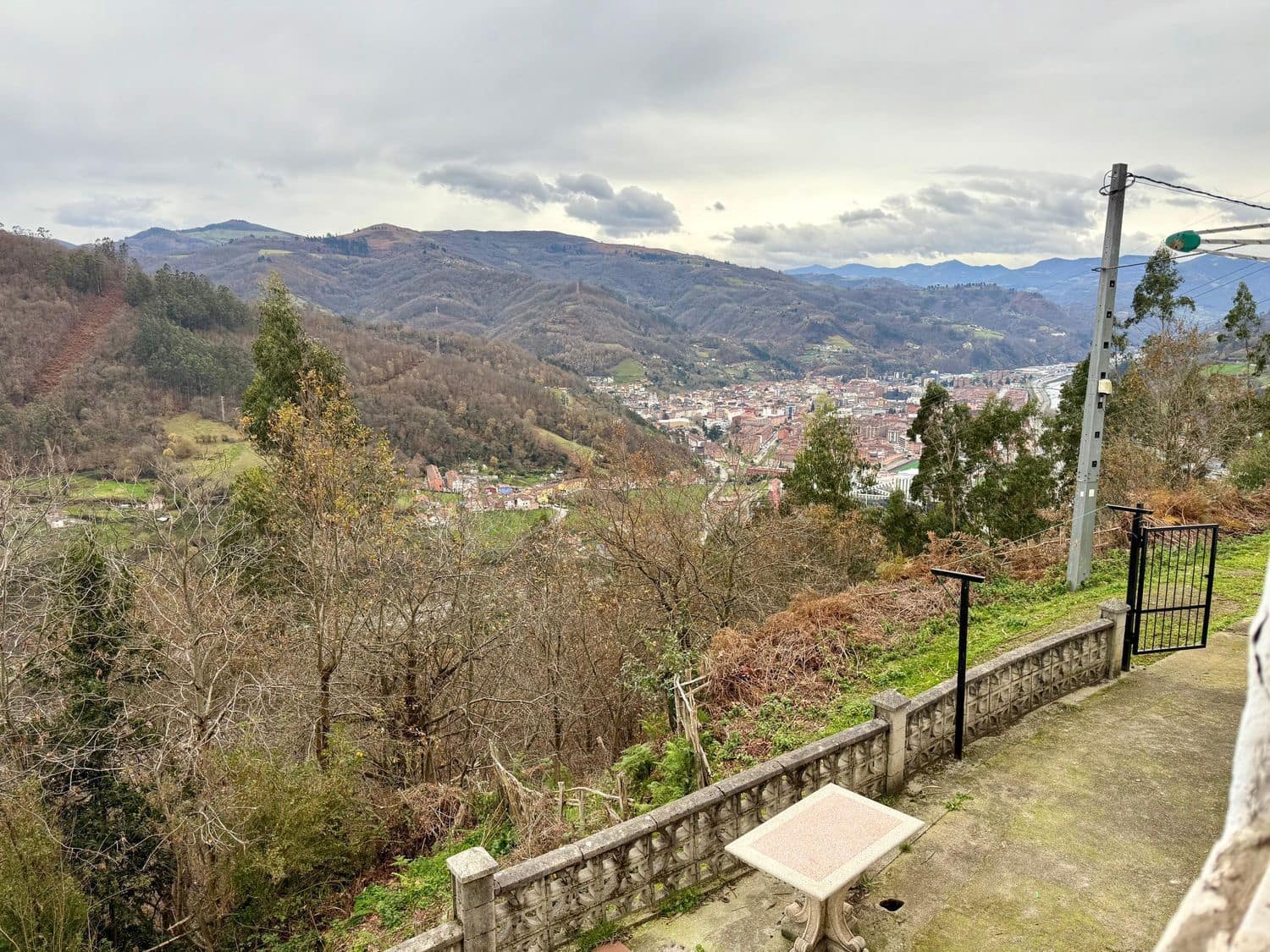 4 soveværelse Finca/Landehus til salg i Mieres med garage - € 29.900 (Ref: 9543101)