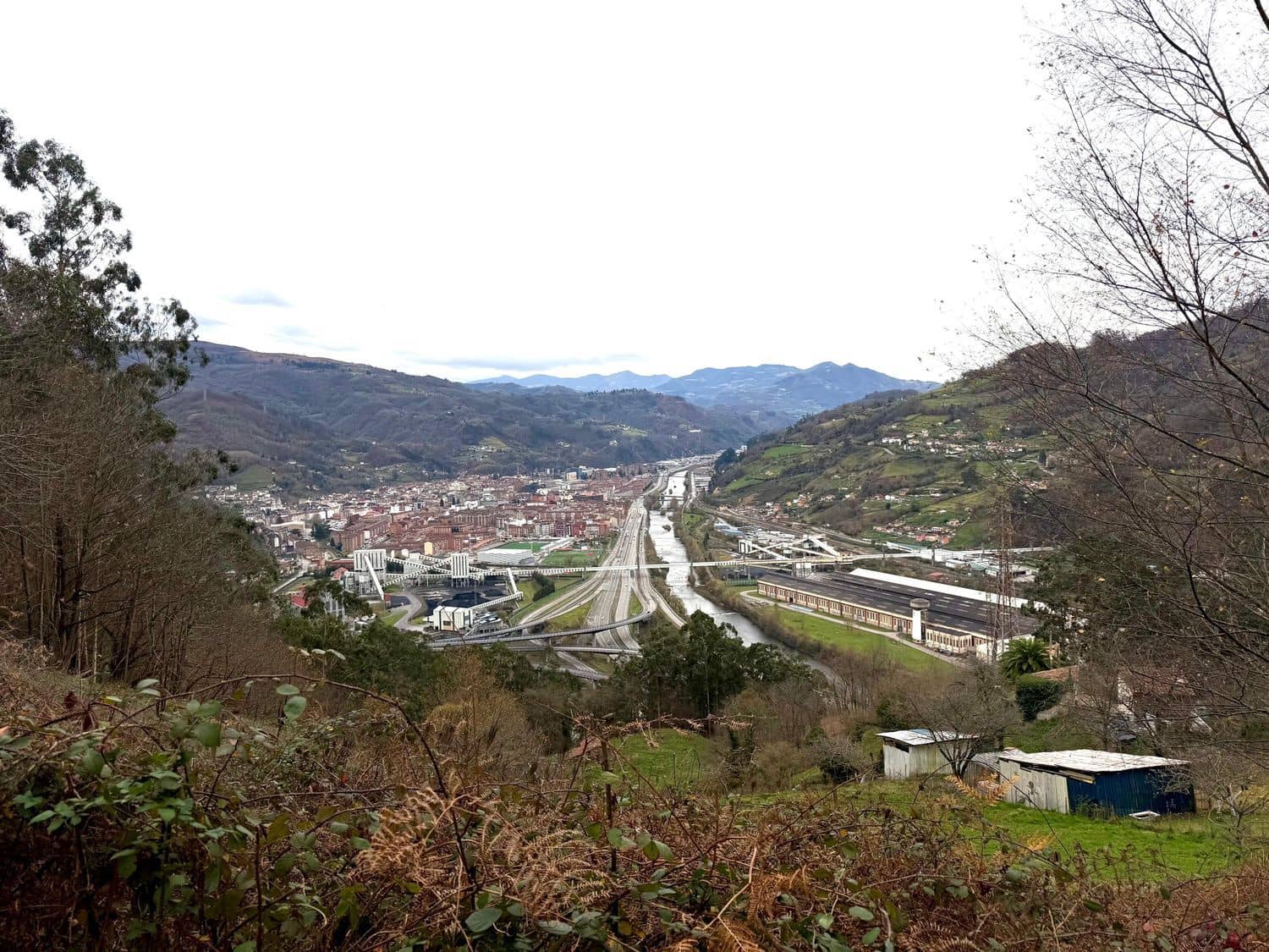 4 soveværelse Finca/Landehus til salg i Mieres med garage - € 29.900 (Ref: 9543101)