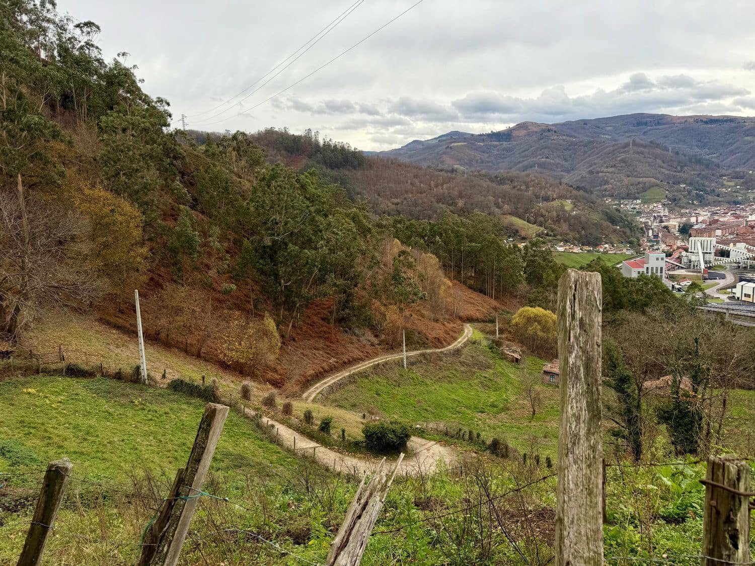 4 soveværelse Finca/Landehus til salg i Mieres med garage - € 29.900 (Ref: 9543101)