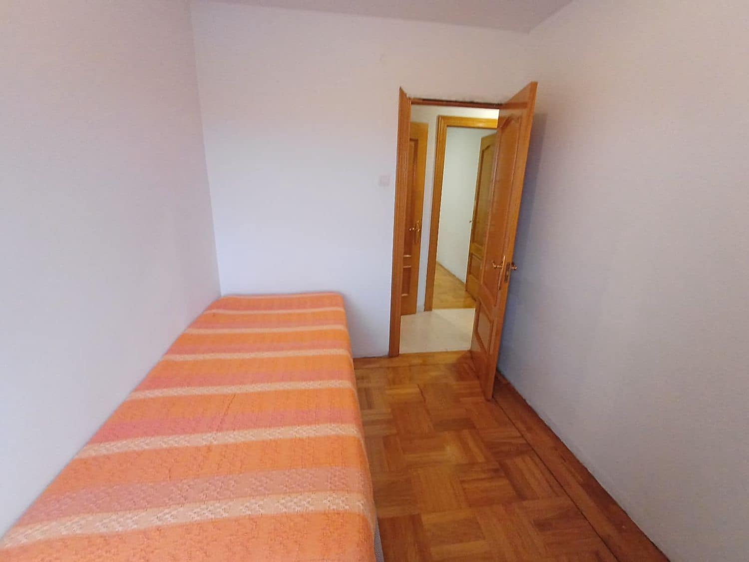 3 makuuhuone Huoneisto myytävänä paikassa Aviles mukana 
autotalli - 110 000 € (Ref: 9547390)