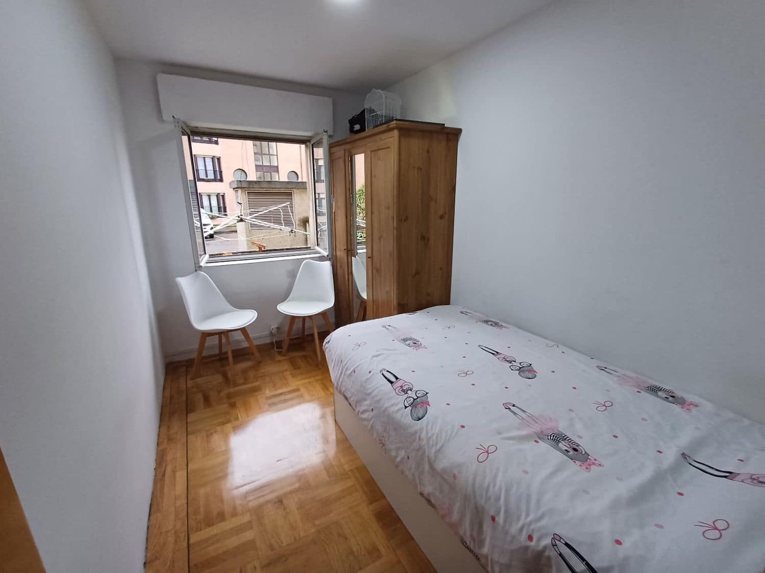 3 makuuhuone Huoneisto myytävänä paikassa Aviles mukana 
autotalli - 110 000 € (Ref: 9547390)