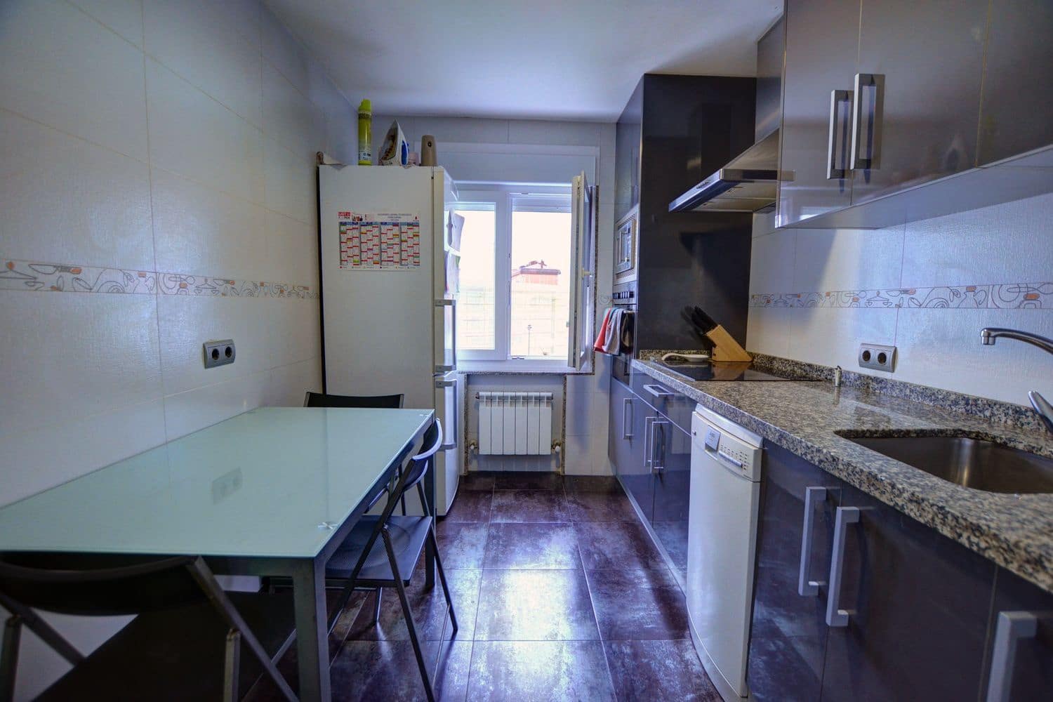 4 slaapkamer Appartement te koop in Aviles met garage - € 145.000 (Ref: 9547391)