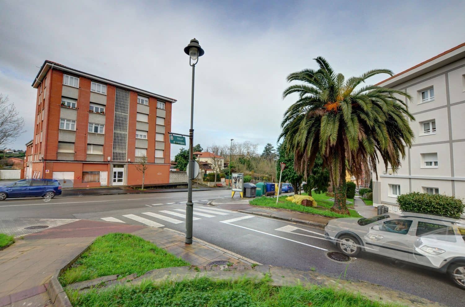 4 slaapkamer Appartement te koop in Aviles met garage - € 145.000 (Ref: 9547391)