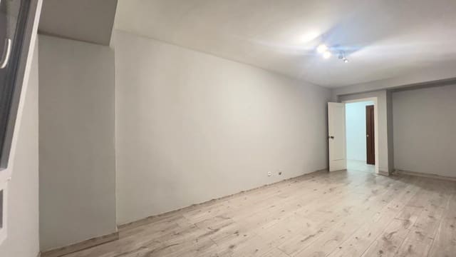 3 makuuhuone Huoneisto myytävänä paikassa Centro Urbano, Gijón mukana 
autotalli - 195 000 € (Ref: 9550848)