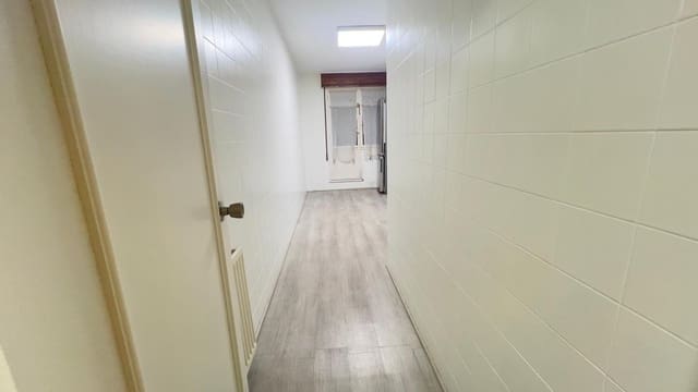 3 makuuhuone Huoneisto myytävänä paikassa Centro Urbano, Gijón mukana 
autotalli - 195 000 € (Ref: 9550848)