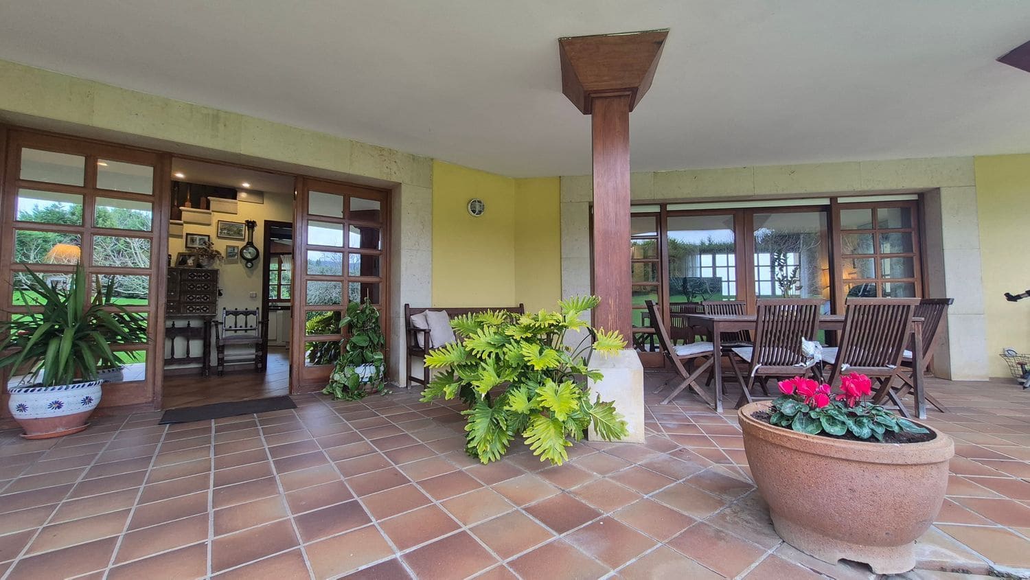 5 soveværelse Villa til salg i Gijon med swimmingpool garage - € 930.000 (Ref: 9550850)