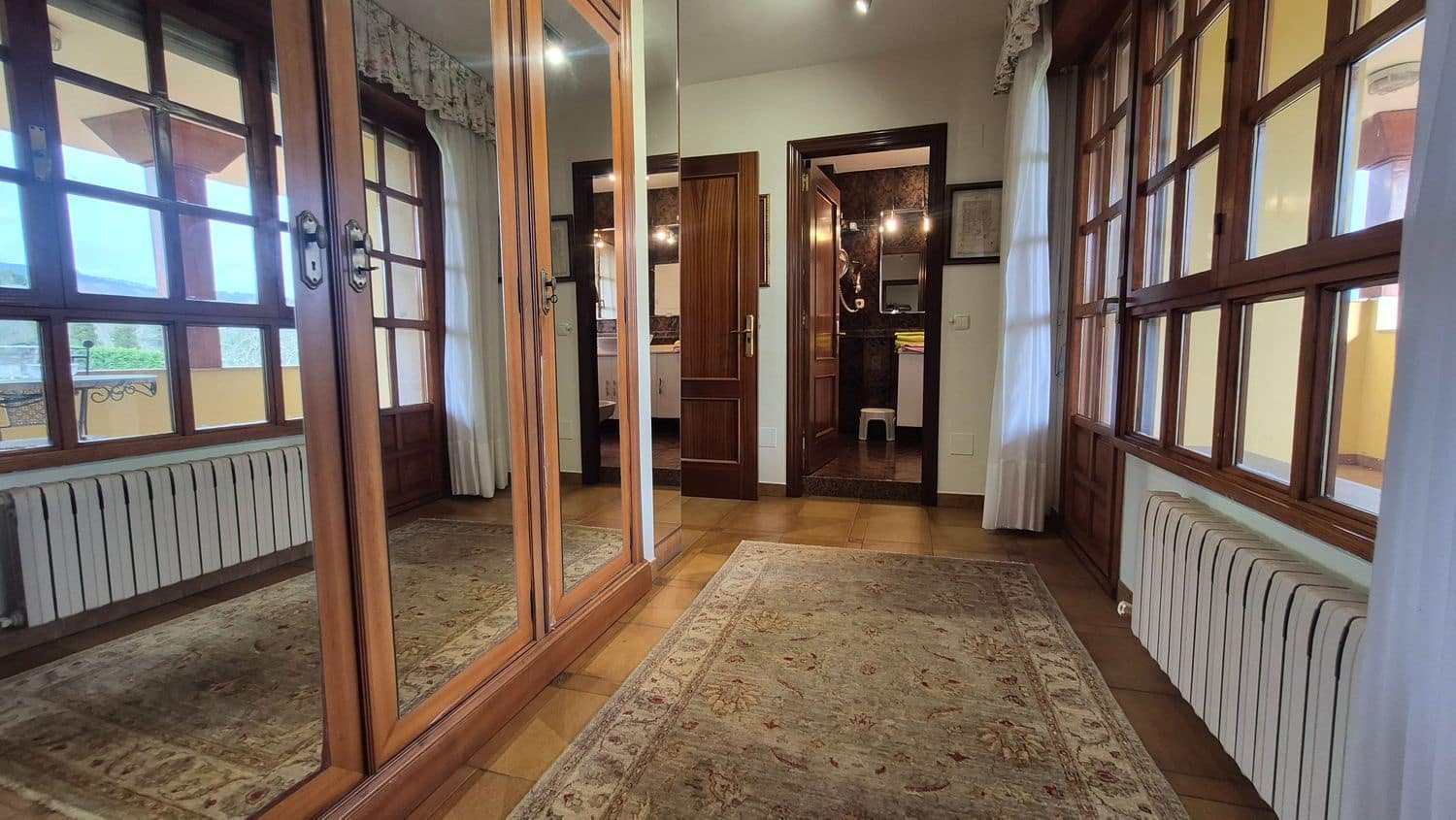 5 soveværelse Villa til salg i Gijon med swimmingpool garage - € 930.000 (Ref: 9550850)