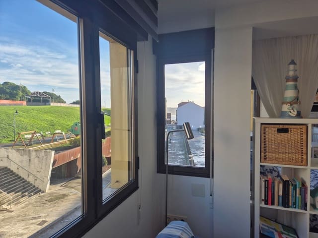 1 soverom Leilighet til salgs i Centro Urbano, Gijón med garasje - € 183 000 (Ref: 9554381)