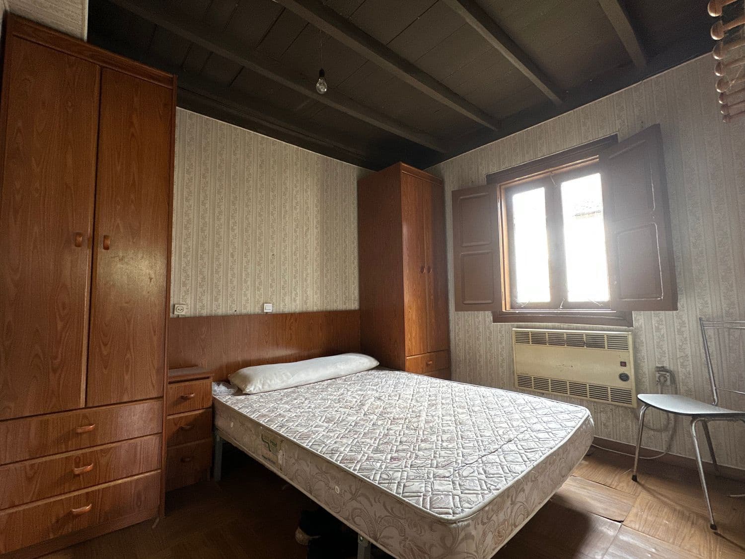 5 slaapkamer Finca/Landhuis te koop in Salas met garage - € 87.900 (Ref: 9554382)