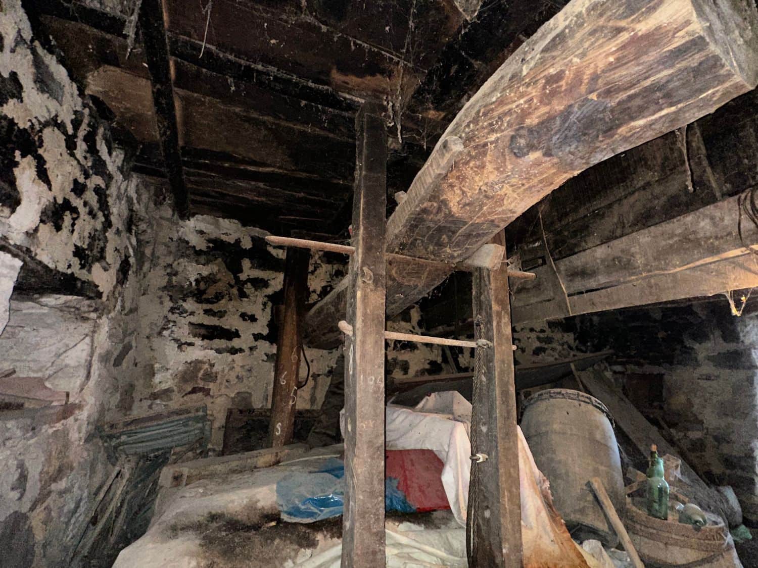 5 slaapkamer Finca/Landhuis te koop in Salas met garage - € 87.900 (Ref: 9554382)