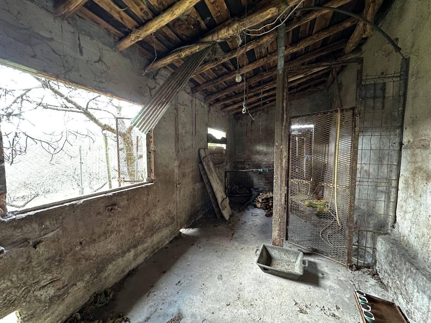 5 slaapkamer Finca/Landhuis te koop in Salas met garage - € 87.900 (Ref: 9554382)