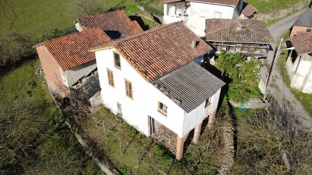 5 slaapkamer Finca/Landhuis te koop in Salas met garage - € 87.900 (Ref: 9554382)