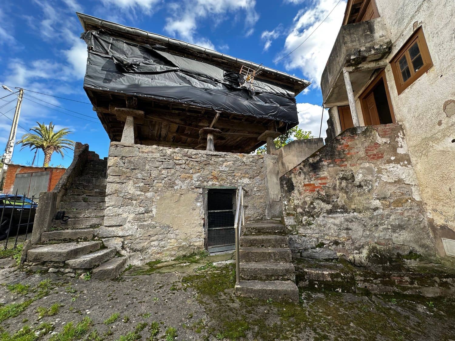 5 slaapkamer Finca/Landhuis te koop in Salas met garage - € 87.900 (Ref: 9554382)