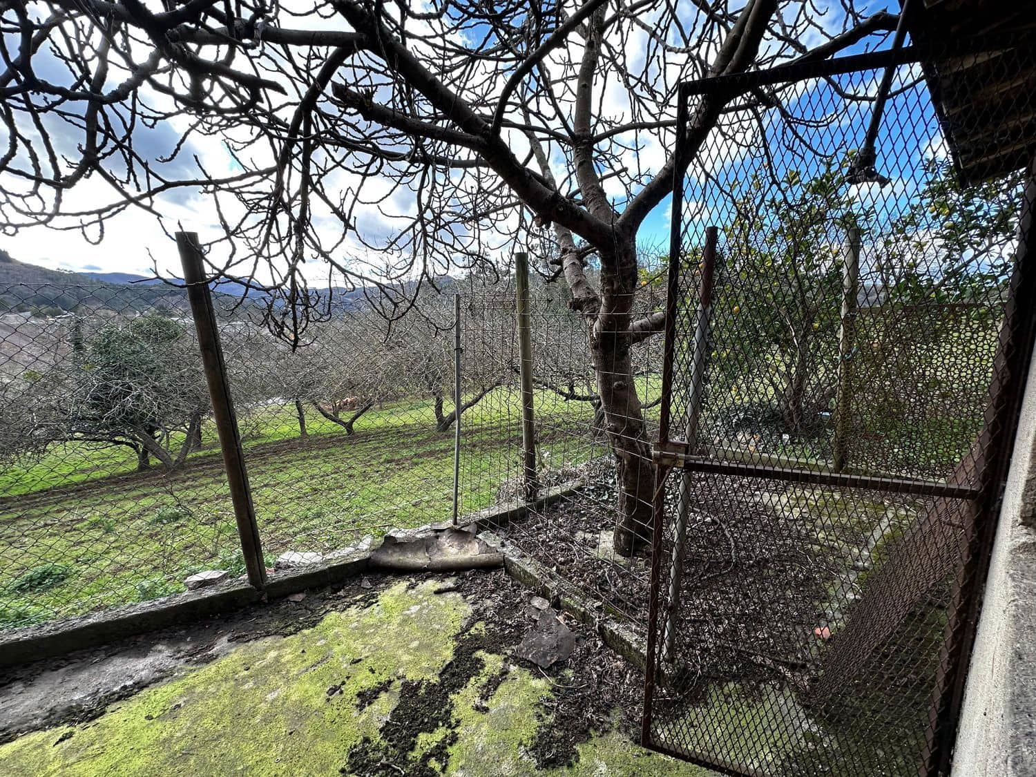 5 slaapkamer Finca/Landhuis te koop in Salas met garage - € 87.900 (Ref: 9554382)