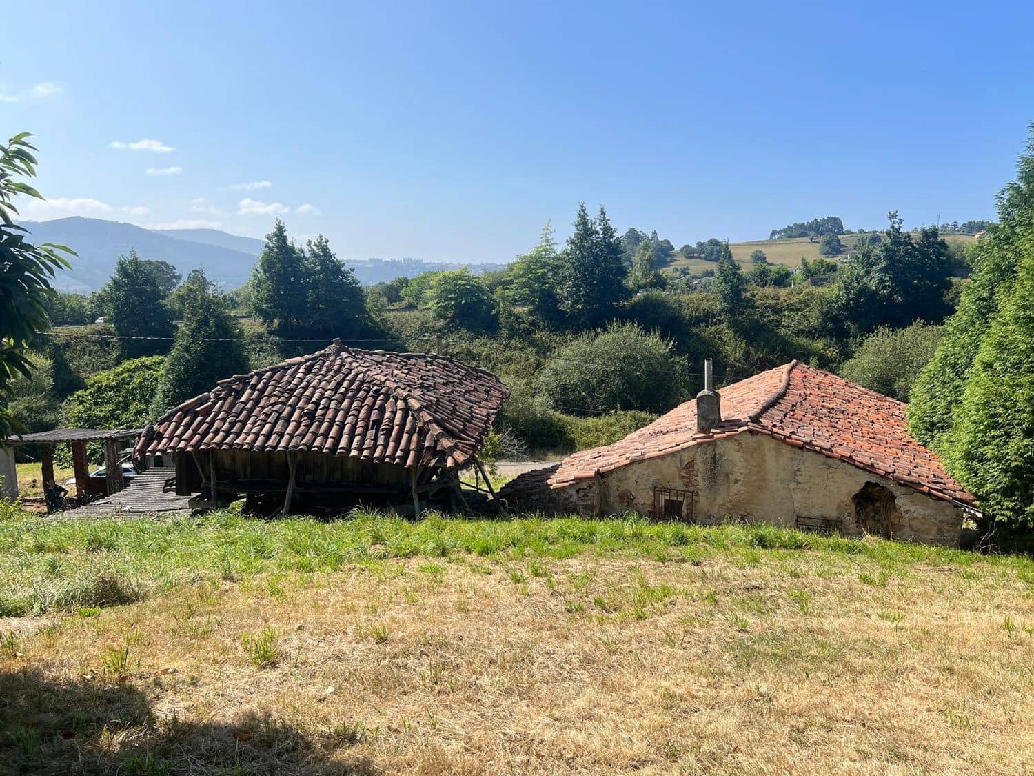 Finca/Landehus til salg i Soto del Barco med garage - € 85.000 (Ref: 9560936)