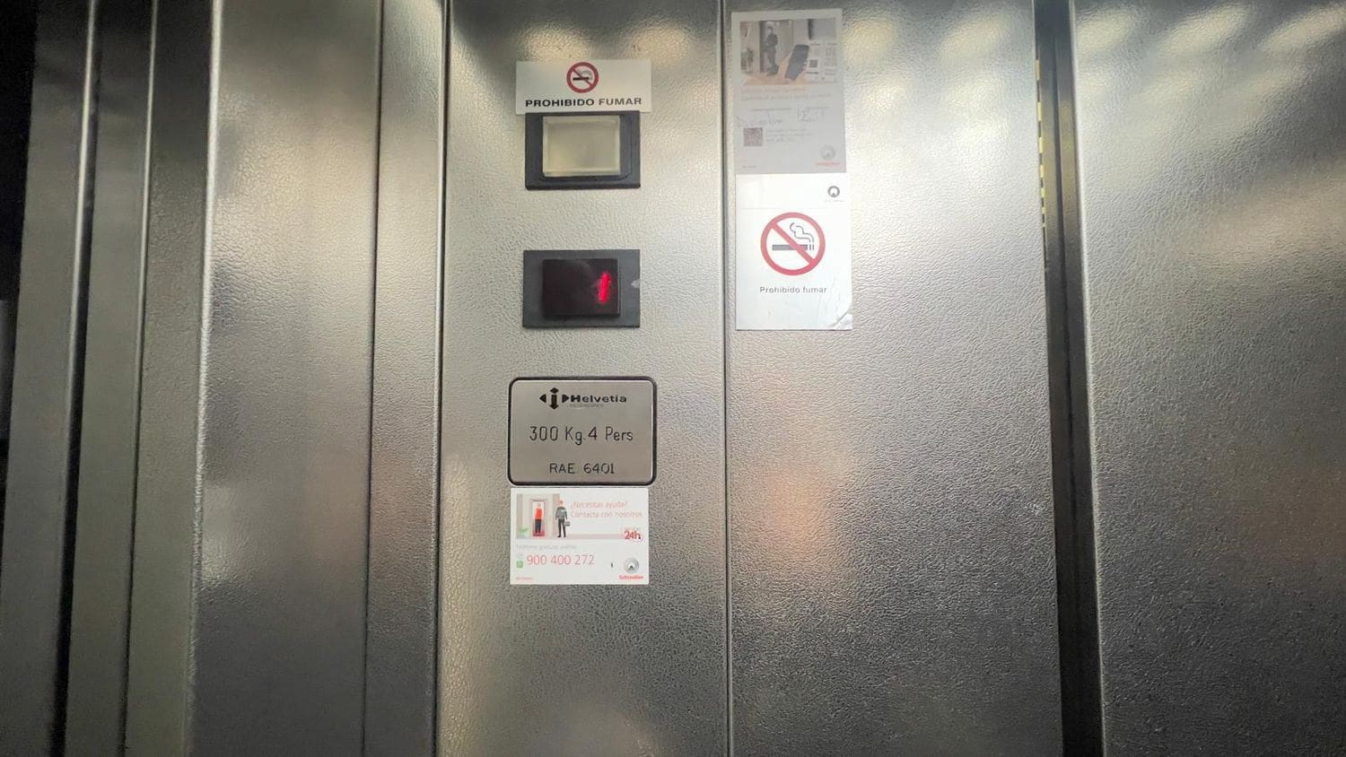 3 bedroom Apartment for rent in Gijon with garage - € 700 (Ref: 9568052)