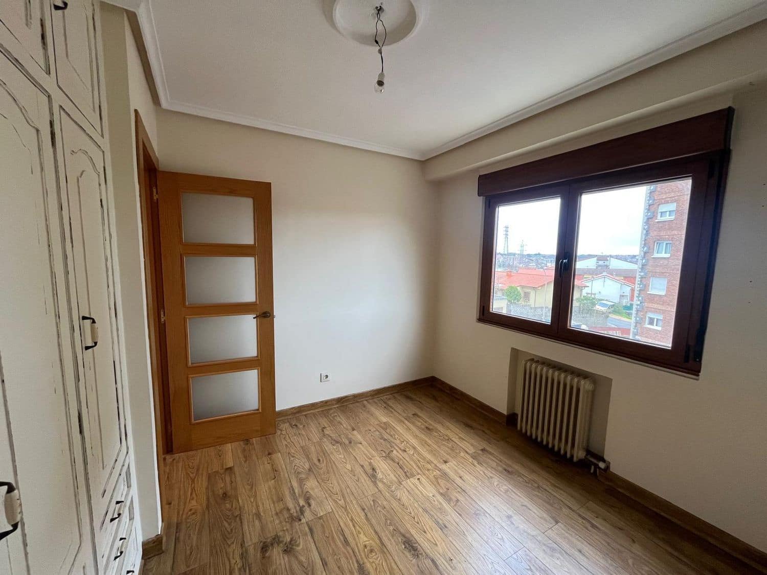 4 makuuhuone Huoneisto myytävänä paikassa Aviles mukana 
autotalli - 220 000 € (Ref: 9568053)