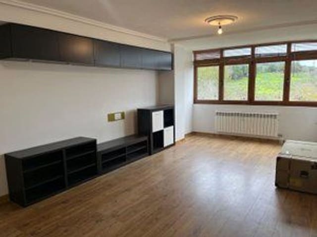 4 makuuhuone Huoneisto myytävänä paikassa Avilés mukana 
autotalli - 220 000 € (Ref: 9568053)