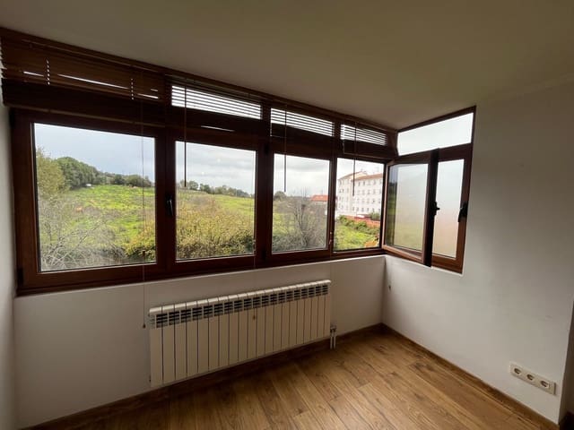 4 makuuhuone Huoneisto myytävänä paikassa Avilés mukana 
autotalli - 220 000 € (Ref: 9568053)