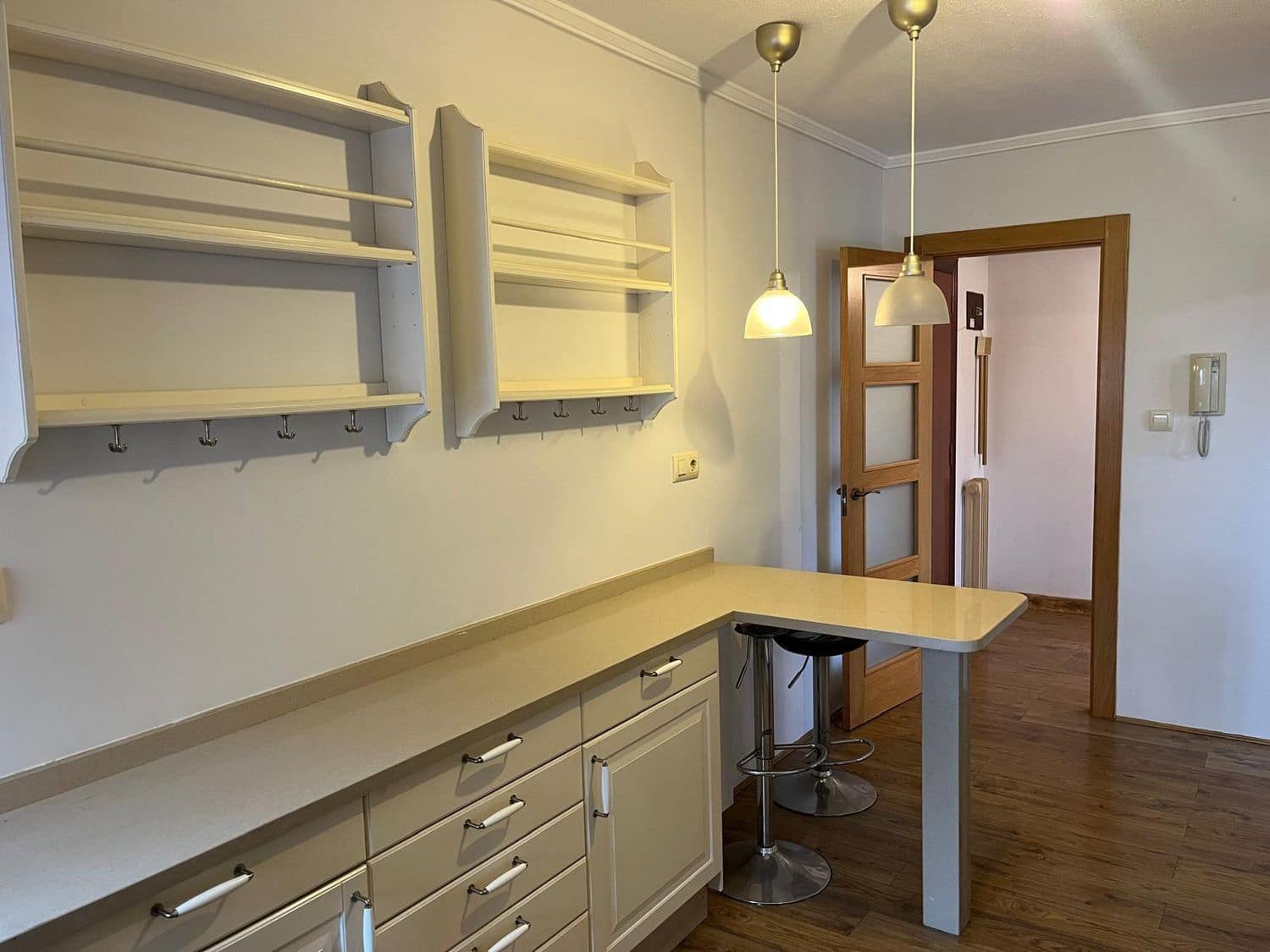 4 makuuhuone Huoneisto myytävänä paikassa Aviles mukana 
autotalli - 220 000 € (Ref: 9568053)