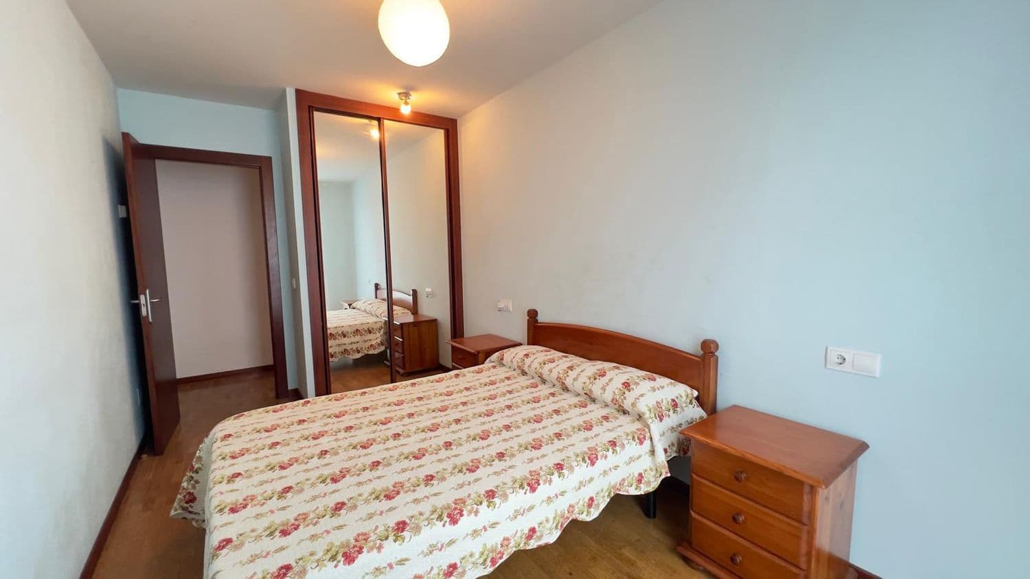 2 bedroom Apartment for sale in Gijon with garage - € 173,000 (Ref: 9568054)