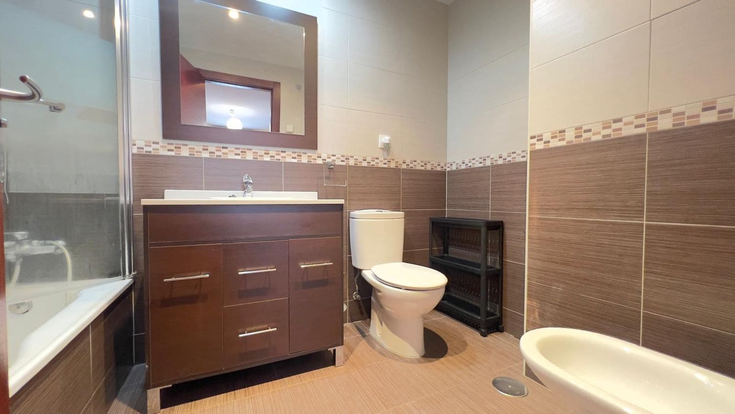 2 bedroom Apartment for sale in Gijon with garage - € 173,000 (Ref: 9568054)