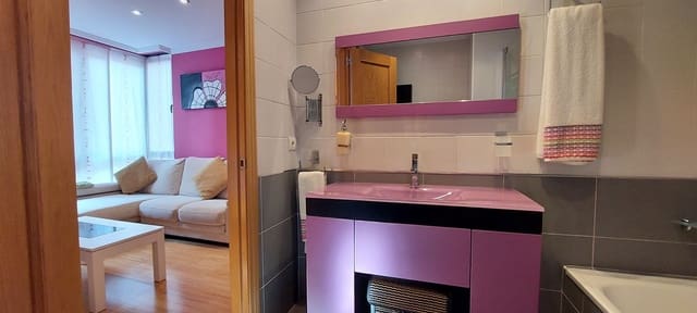 1 sovrum Lägenhet att hyra i Centro Urbano, Gijón med garage - 720 € (Ref: 9570341)