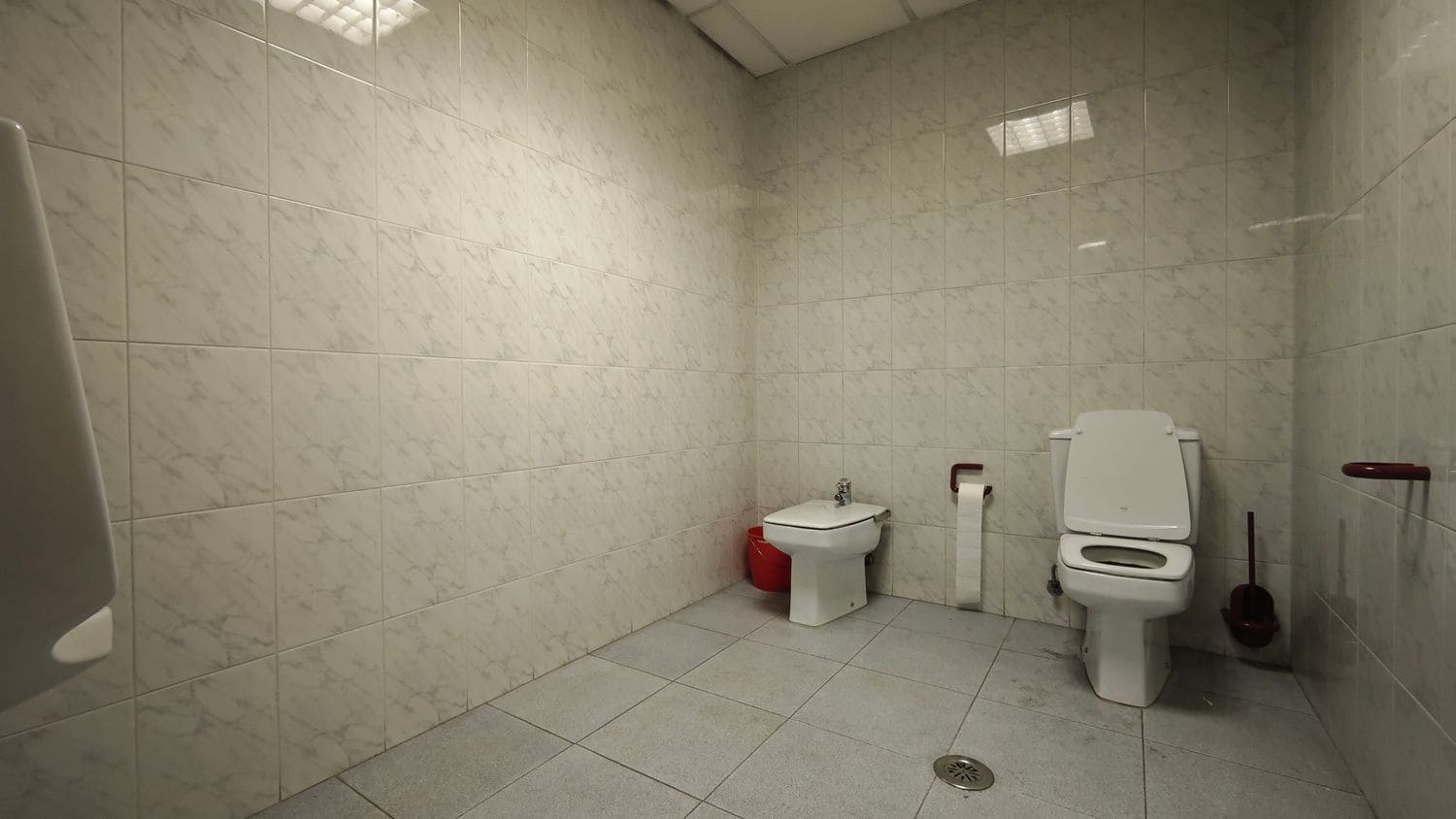 Commercieel te koop in Gijon - € 770.000 (Ref: 9573717)