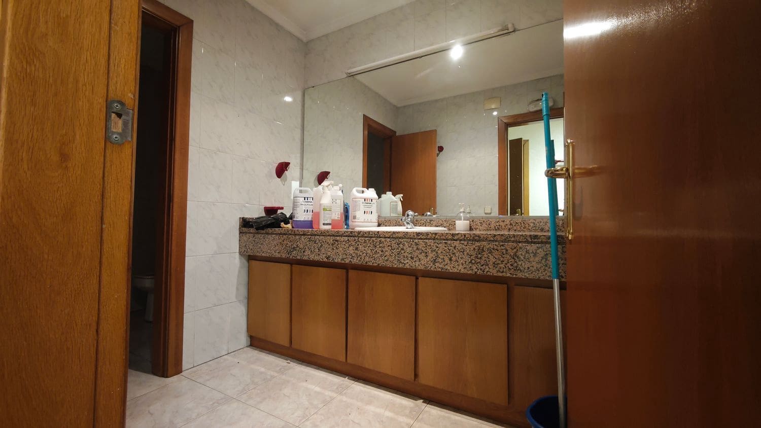 Commercieel te koop in Gijon - € 770.000 (Ref: 9573717)