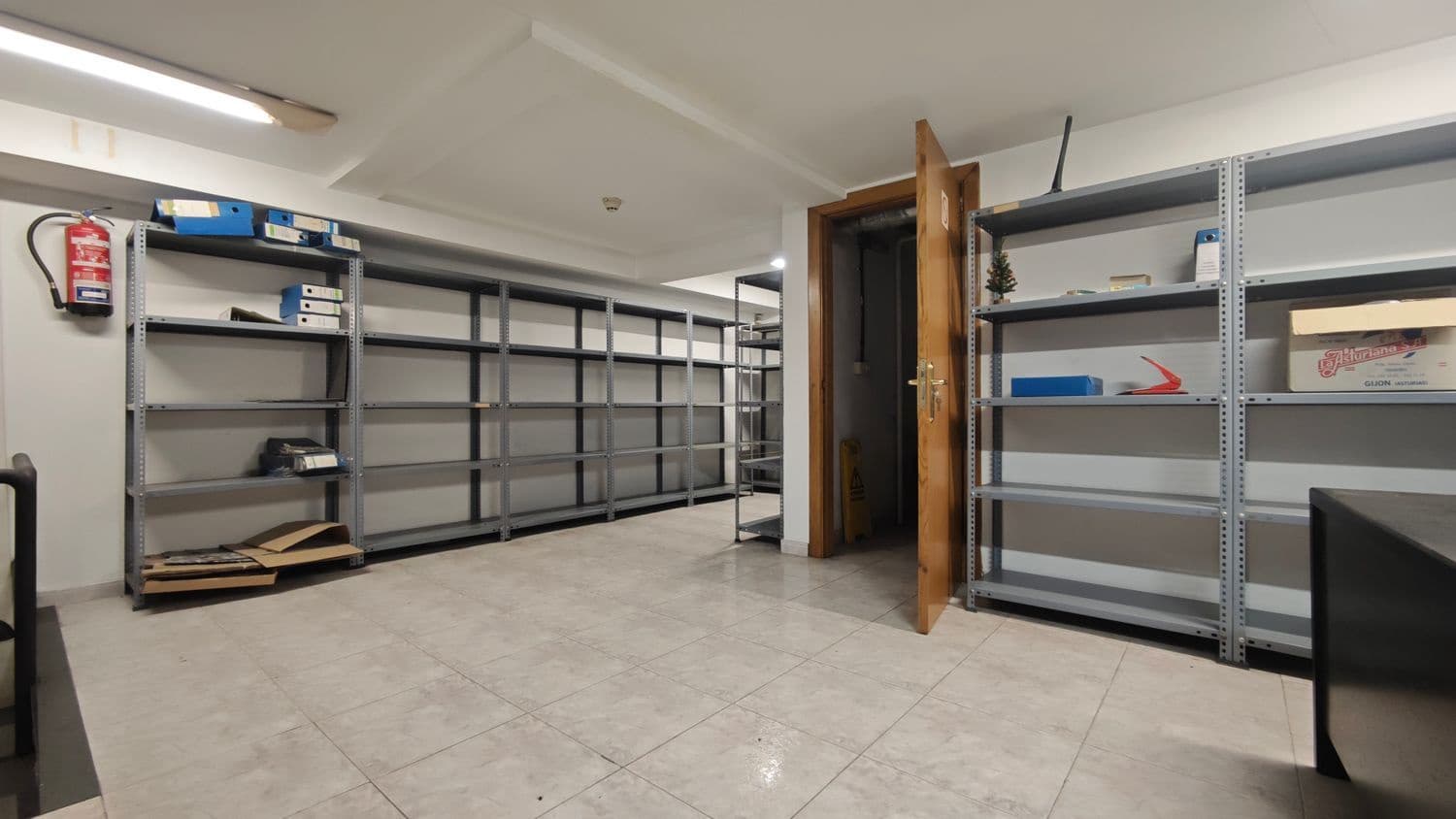 Commercieel te koop in Gijon - € 770.000 (Ref: 9573717)