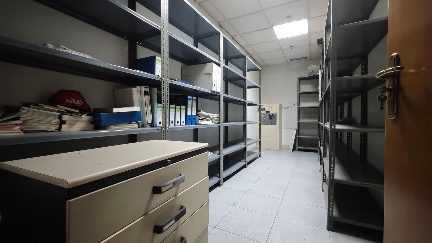 Commercieel te koop in Gijon - € 770.000 (Ref: 9573717)