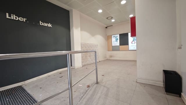 Kommersiell till salu i Centro Urbano, Gijón - 770 000 € (Ref: 9573717)