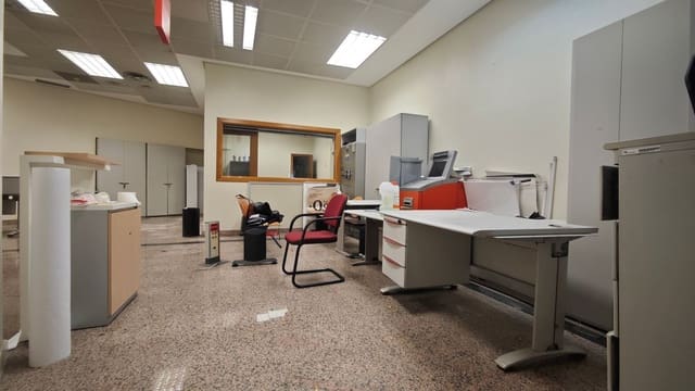 Kommersiell till salu i Centro Urbano, Gijón - 770 000 € (Ref: 9573717)