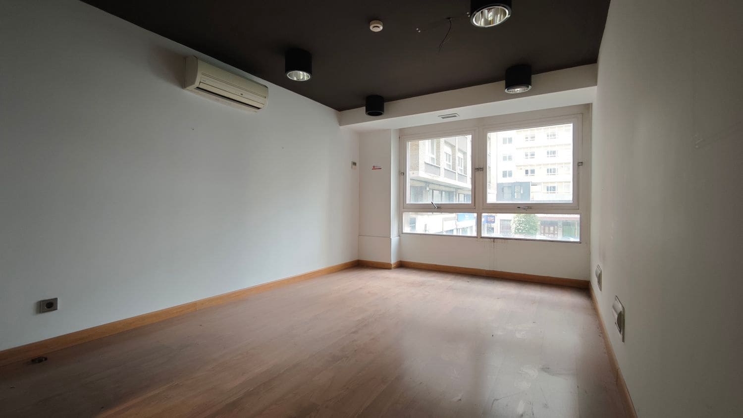 Kantoor te koop in Gijon - € 329.500 (Ref: 9573718)