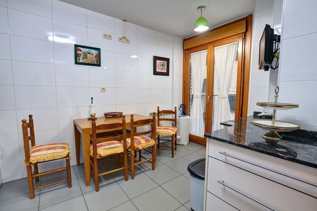 2 soverom Leilighet til salgs i Gijón med garasje - € 205 000 (Ref: 9573719)