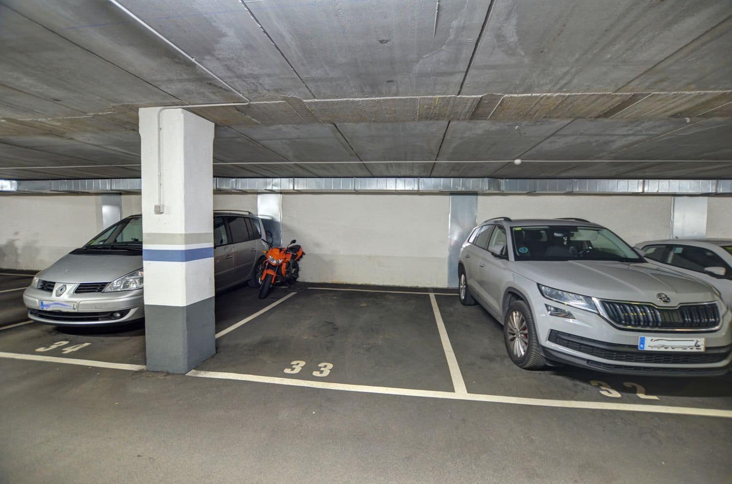 2 soverom Leilighet til salgs i Gijon med garasje - € 205 000 (Ref: 9573719)