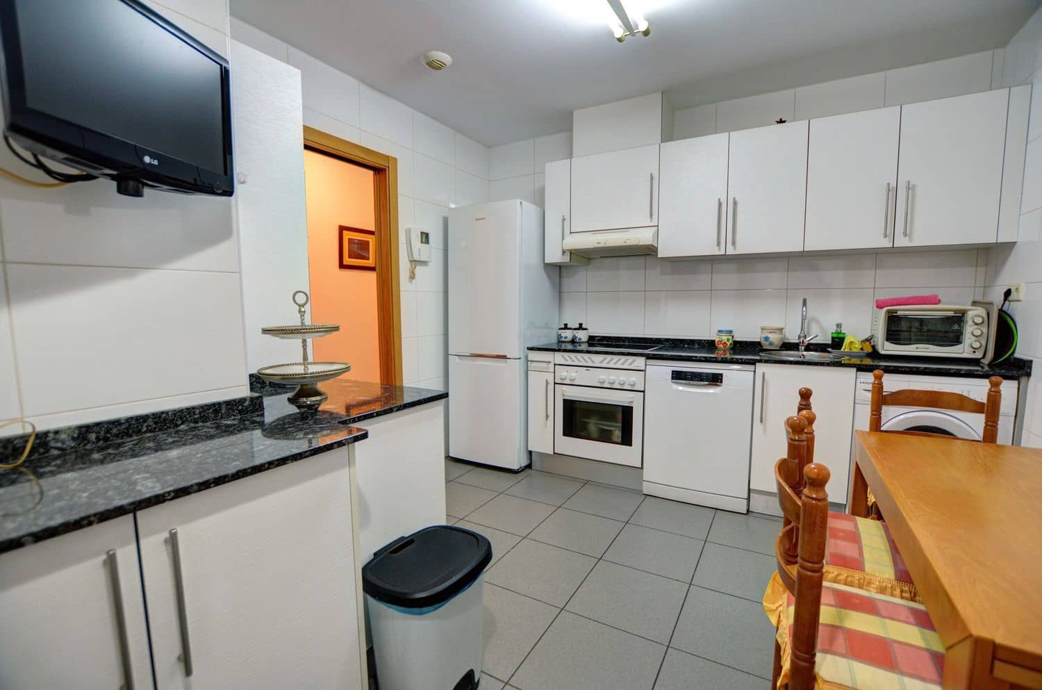 2 soverom Leilighet til salgs i Gijon med garasje - € 205 000 (Ref: 9573719)