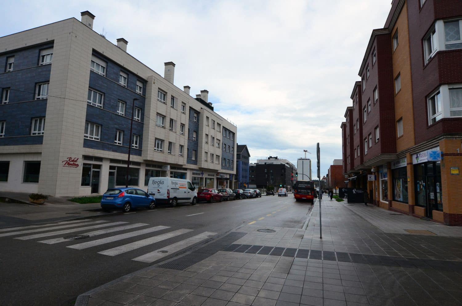 2 soverom Leilighet til salgs i Gijon med garasje - € 205 000 (Ref: 9573719)