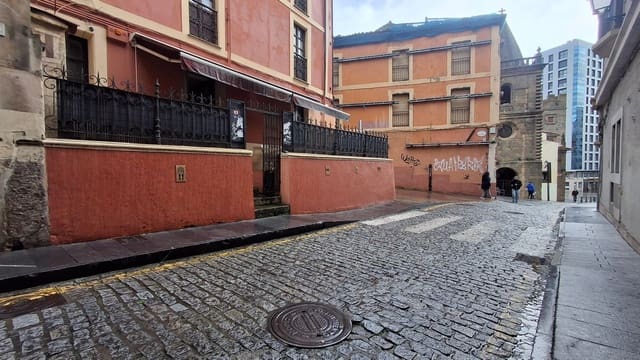 1 soveværelse Lejlighed til salg i Centro Urbano, Gijón med garage - € 195.000 (Ref: 9573722)