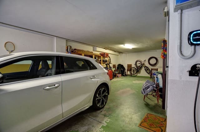 4 quarto Casa em Banda para venda em Llanera com garagem - 390 000 € (Ref: 9581430)