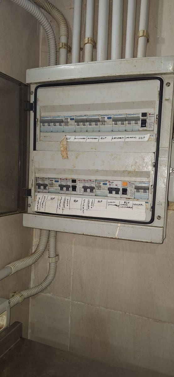 Commercial for sale in Castrillon - € 215,000 (Ref: 9581431)