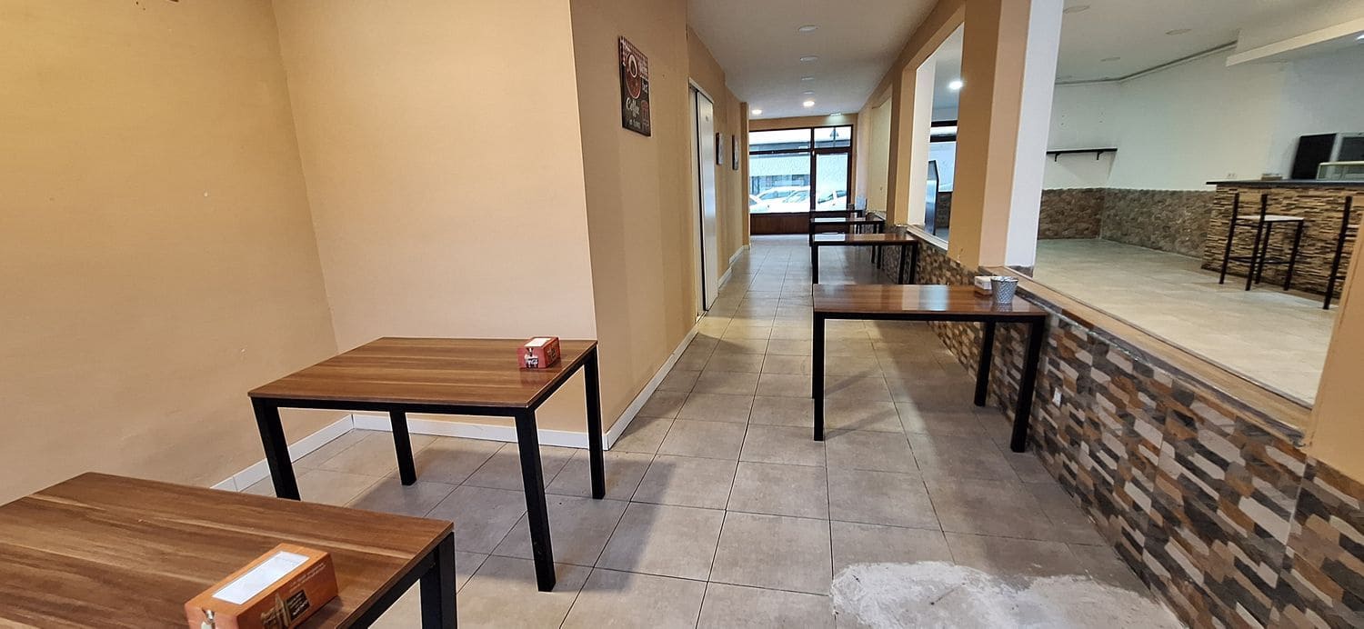 Commercial for sale in Castrillon - € 215,000 (Ref: 9581431)