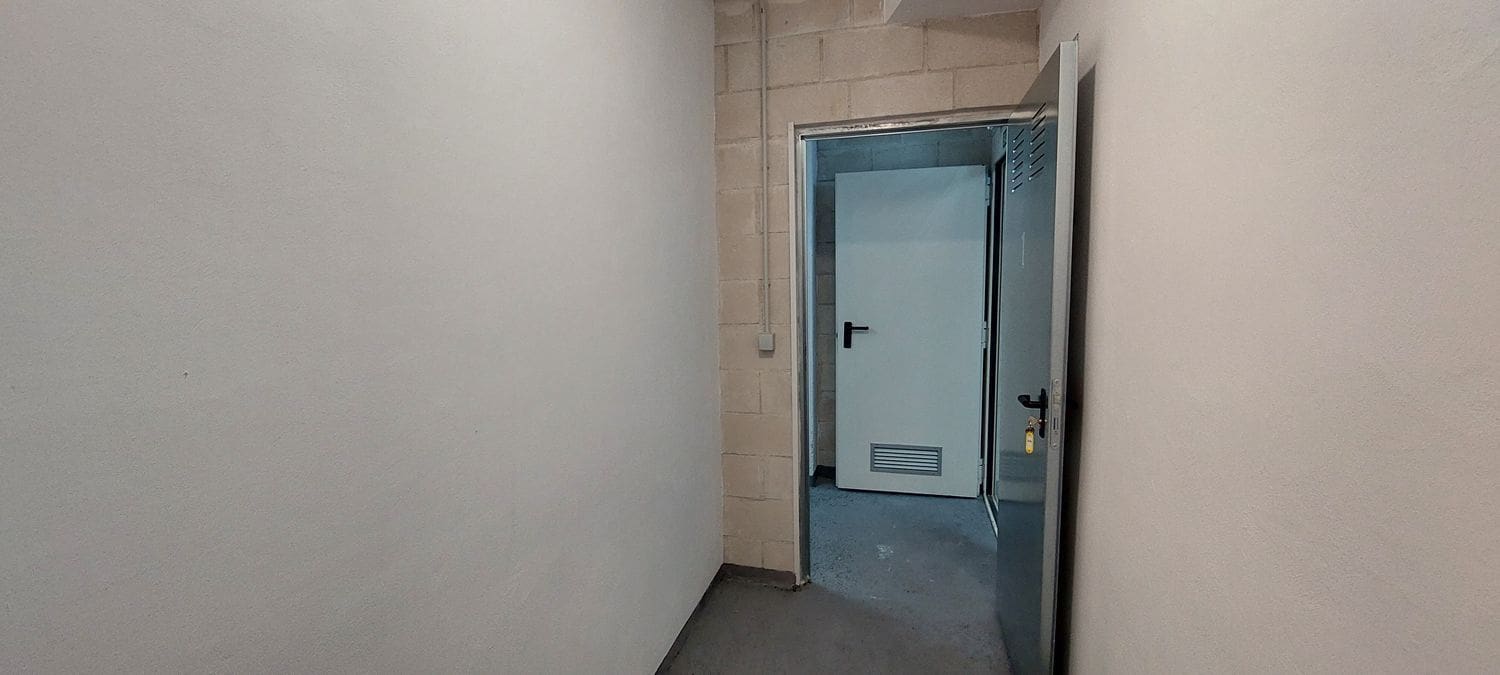 Garage till salu i Pola de Siero - 9 000 € (Ref: 9581432)