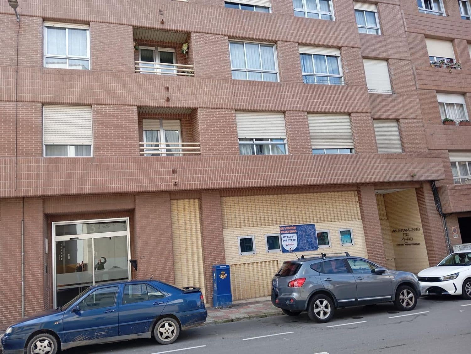 Garage till salu i Pola de Siero - 9 000 € (Ref: 9581432)