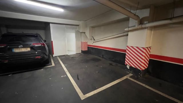 Garagem para arrendar em Centro Urbano, Gijón - 150 € (Ref: 9585418)