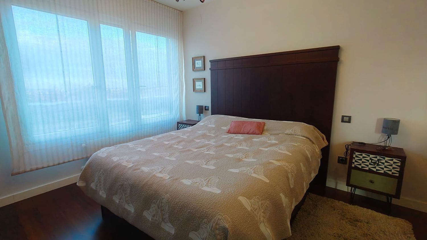 2 bedroom Apartment for rent in Gijon with pool garage - € 1,300 (Ref: 9585419)